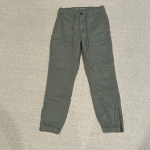 American Eagle Super Stretch Jogger Pants